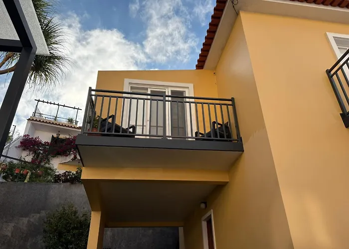 Vila Quinta Paraiso *